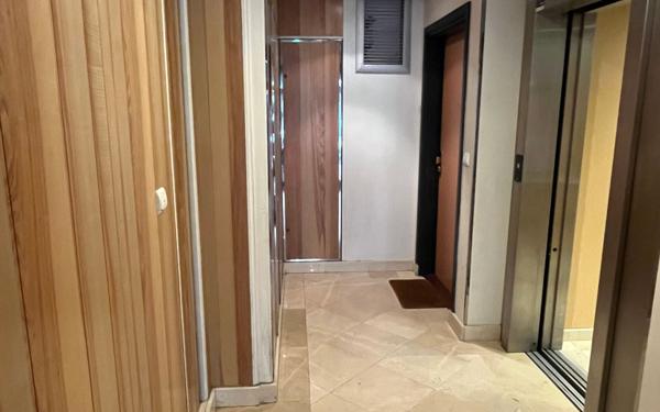 Appartement à vendre    2 pièces • 55,39 m2 Vincennes