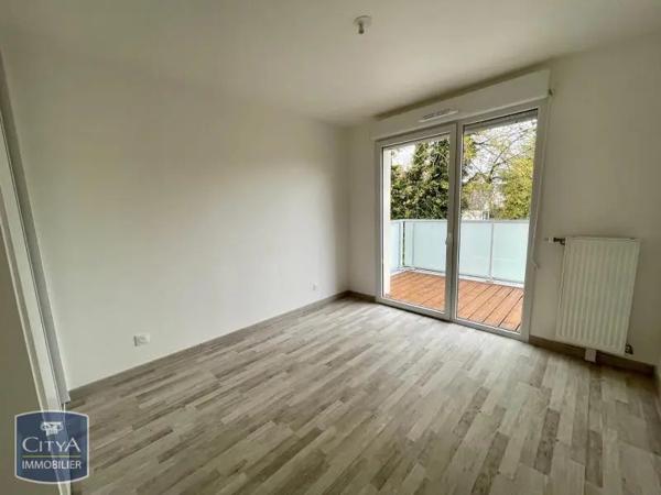 Appartement à louer 2 pièces 41m² Petit-Couronne (76650)
