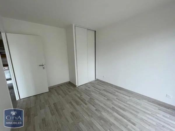 Appartement à louer 2 pièces 41m² Petit-Couronne (76650)