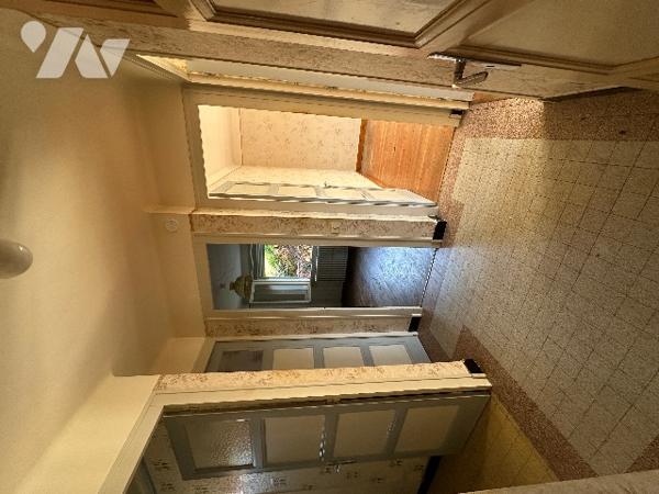 DOLE, quartier Bedugue , maison individuelle à rénover