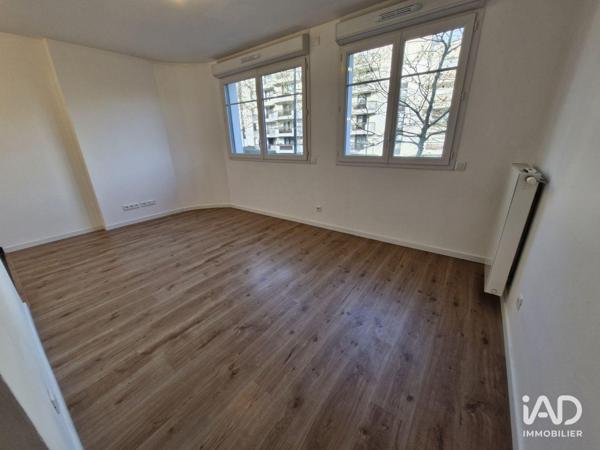 Location appartement 1 pièce 26 m² Châtillon