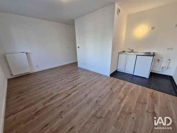 Location appartement 1 pièce 26 m² Châtillon