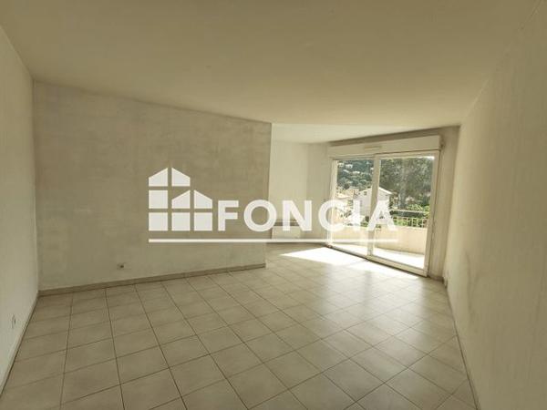 Location Appartement 3 pièces 61.44 m² - VILLA STE ROSALIE Cannes La Bocca 06150