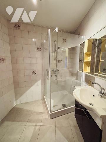 SAINT-DONATION - T4 - 3ème étage - Avec ascenseur