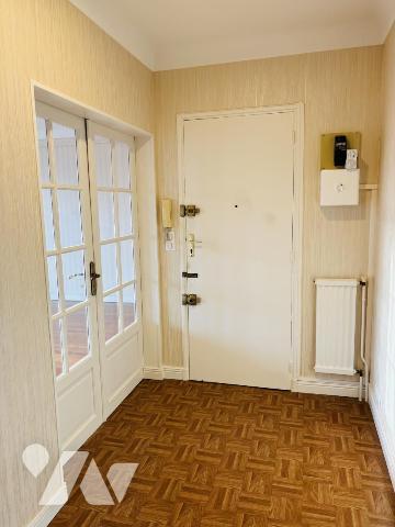 SAINT-DONATION - T4 - 3ème étage - Avec ascenseur