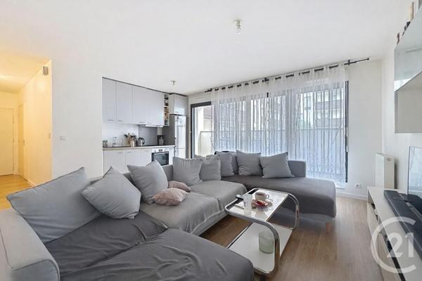 Appartement F3 à vendre  3 pièces - 67 m2 AUBERVILLIERS - 93