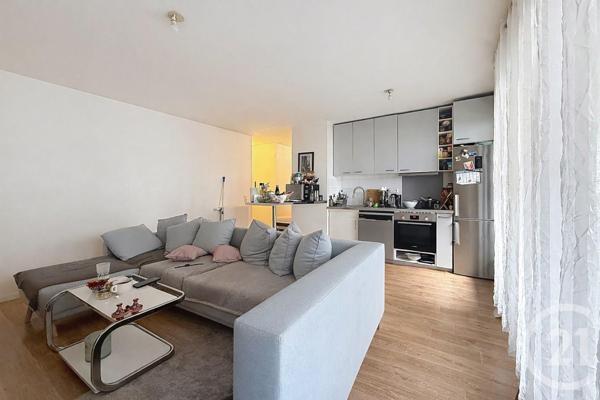 Appartement F3 à vendre  3 pièces - 67 m2 AUBERVILLIERS - 93