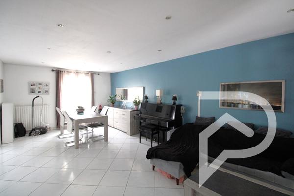 Maison 10 pièces 277 m2