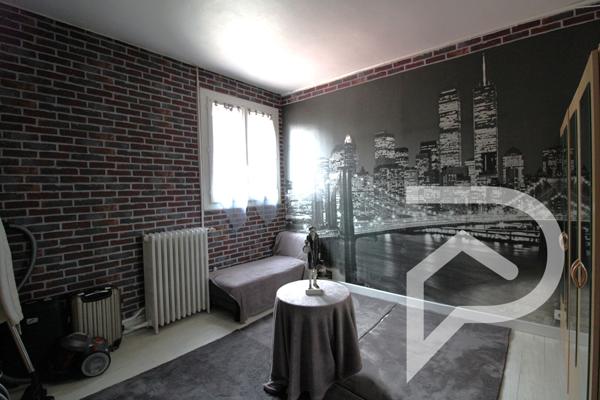 Maison 10 pièces 277 m2