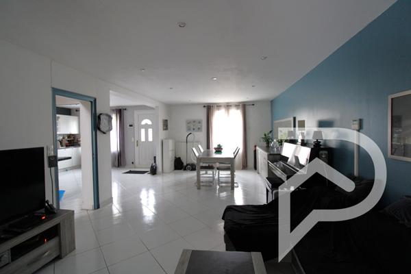 Maison 10 pièces 277 m2