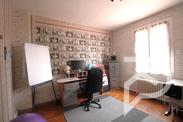 Maison 10 pièces 277 m2