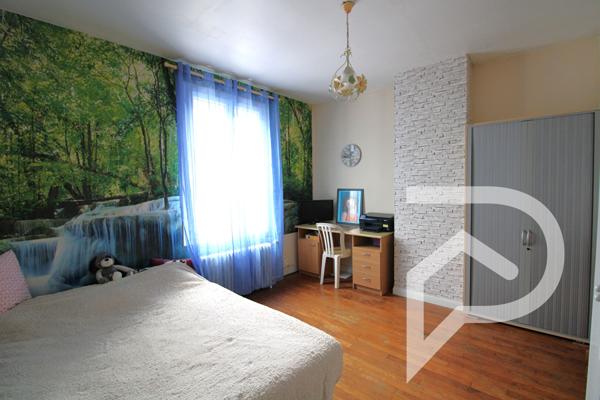 Maison 10 pièces 277 m2