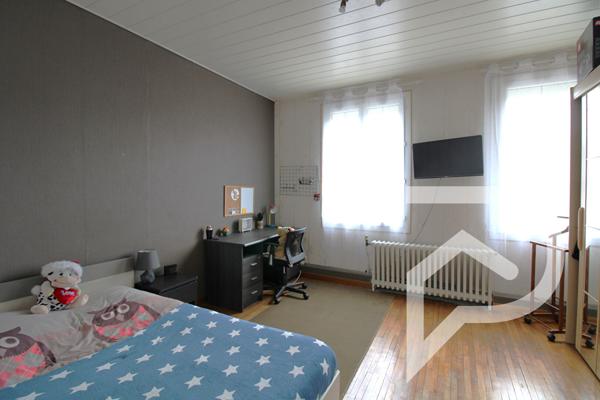 Maison 10 pièces 277 m2