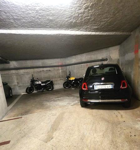 À Vendre : Appartement T2 Moderne En Centre-ville D'hyères