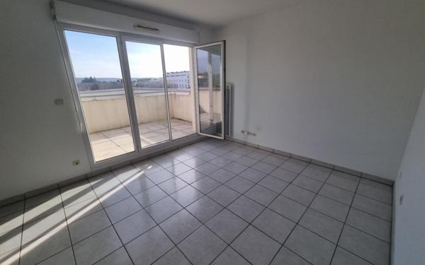 Appartement à vendre    2 pièces •  Avignon