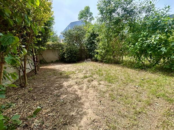 Appartement 3 pièce(s) 61 m2 €269 000 ** - Référence 9201