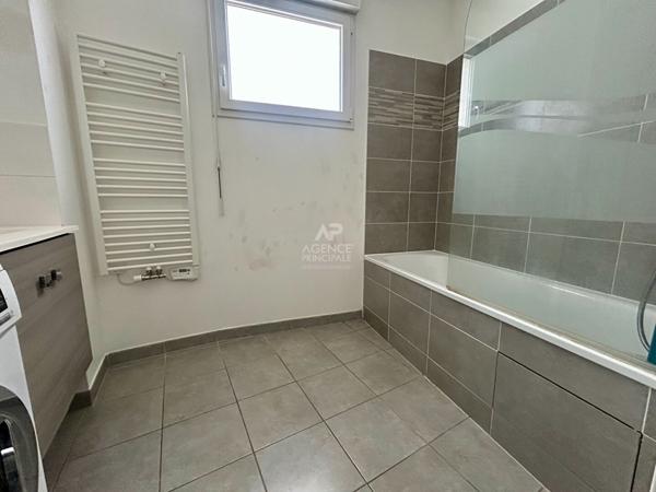 Appartement 3 pièce(s) 61 m2 €269 000 ** - Référence 9201