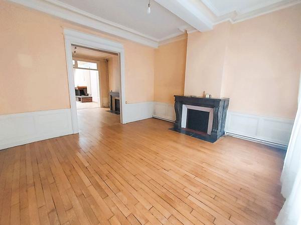 Maison 8 pièces 219 m2