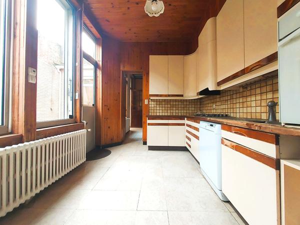 Maison 8 pièces 219 m2