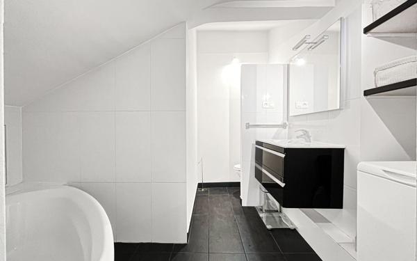 Appartement à vendre    2 pièces • 38 m2 Nice