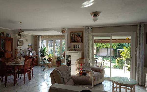 Maison à vendre    4 pièces •  Redessan