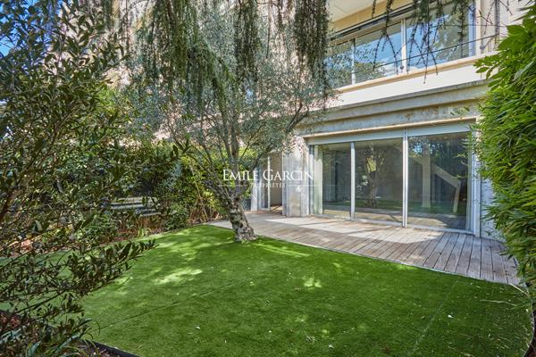 A vendre - Neuilly - 92200 - Appartement - 152 m2 -  80 m² de jardin - 2 chambres