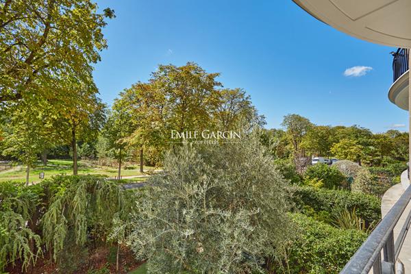 A vendre - Neuilly - 92200 - Appartement - 152 m2 -  80 m² de jardin - 2 chambres