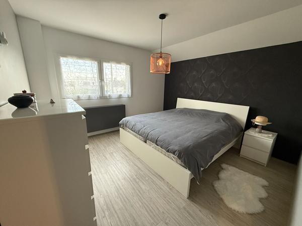 Maison 8 pièces 269.93 m2