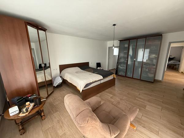 Maison 8 pièces 269.93 m2