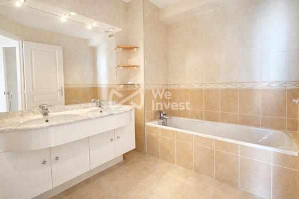 Appartement standing en duplex vue sur mer avec garage