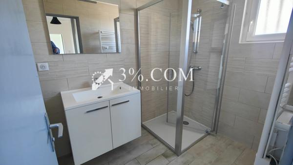 Maison
                                                                                                                                                                                                                                                                                                                        4 pièce(s)                                                                                                                                                                                                          3 chambre(s)                                                                                                                                                                                                          77  m²