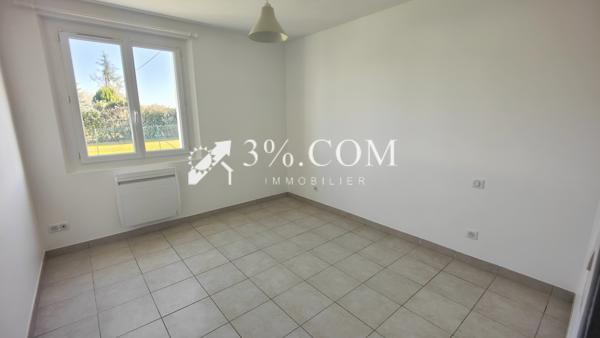 Maison
                                                                                                                                                                                                                                                                                                                        4 pièce(s)                                                                                                                                                                                                          3 chambre(s)                                                                                                                                                                                                          77  m²