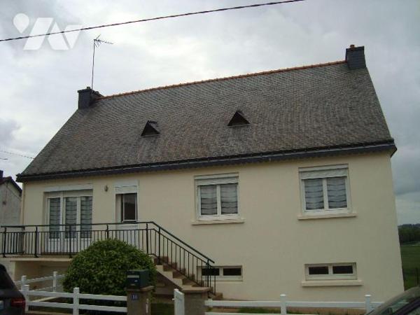 Maison 7 pièces à vendre à NEULLIAC (56300), Morbihan (56), à quelques km de PONTIVY, proche de...
