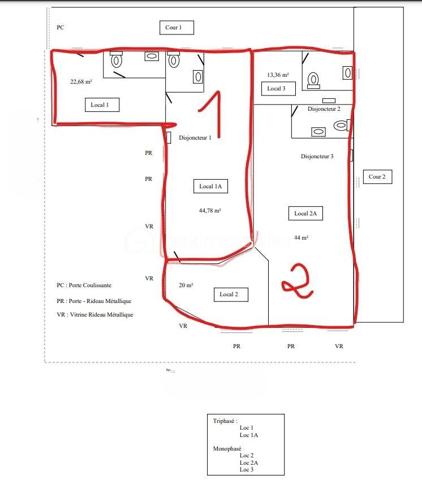 Immeuble commercial de 145 m²
