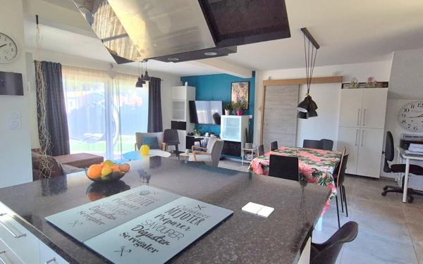 Maison à vendre    5 pièces • 105 m2 La Garde