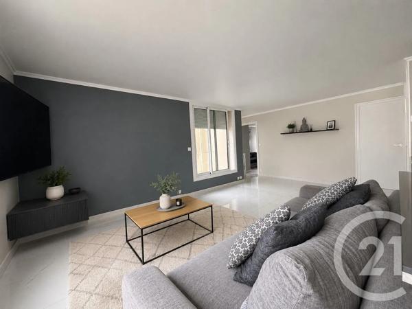 Appartement F4 à vendre  4 pièces - 82,40 m 2   ERAGNY SUR OISE  - 95
