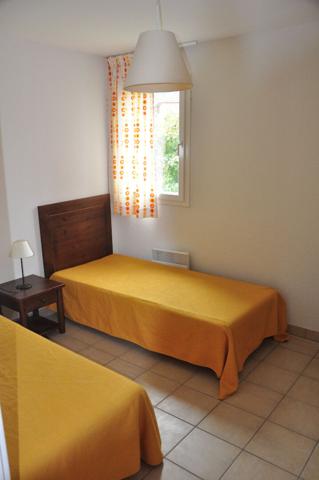 Bel appartement T3 situé dans résidence sécurisée avec piscine proche centre Prayssac