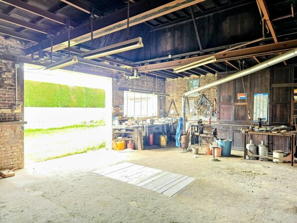 À VENDRE BÂTISSE EN BRIQUE À RENOVER d'environs 130 m² avec dépendances à Friville-Escarbotin 80