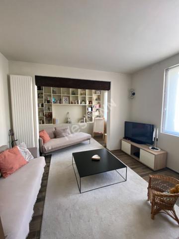 TOURS - SAINTE RADEGONDE - Entièrement rénovée - Volumes - Charme - Coup de coeur assuré