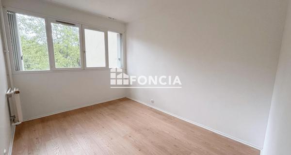 Location Appartement 3 pièces 67.43 m² - Les Ulis 91940