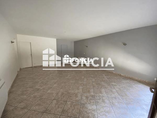Location Appartement 3 pièces 89.97 m² - 11 RUE DE TIVOLI Charleville Mezieres 08000