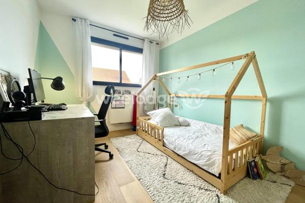 Maison à vendre 6 pièces de 142,15 m² à Jouy-le-Moutier