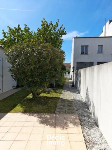 Vente maison de ville La rochelle, 79m² 3 pièces 299 000€ avec terrasse