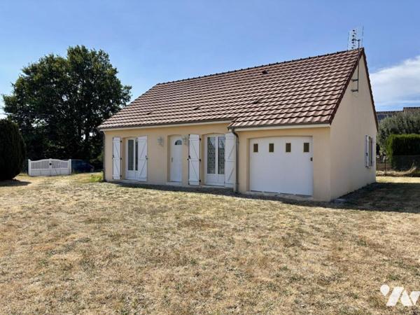EXCLUSIVITE : Beaumont sur Sarthe, pavillon en campagne. 