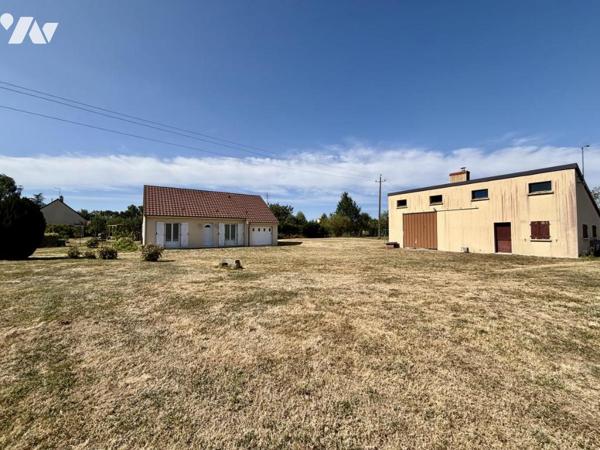 EXCLUSIVITE : Beaumont sur Sarthe, pavillon en campagne. 