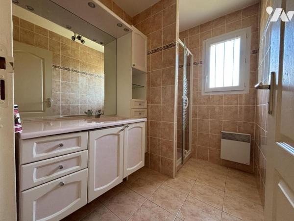 EXCLUSIVITE : Beaumont sur Sarthe, pavillon en campagne. 