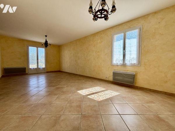 EXCLUSIVITE : Beaumont sur Sarthe, pavillon en campagne. 
