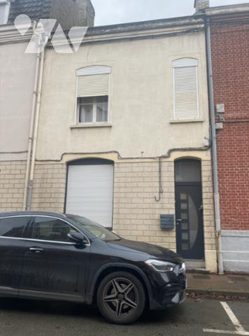 Maison type 1930 dans quartier recherché - 2 Chambres, possibilité 3 - agréable jardin bien exposé