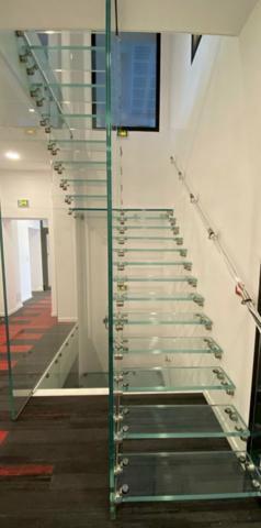 BUREAUX à VENDRE de 837.81 m²