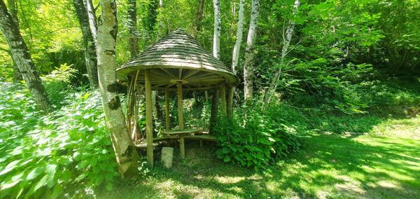 Magnifique moulin rénové dans un écrin de verdure Rignac